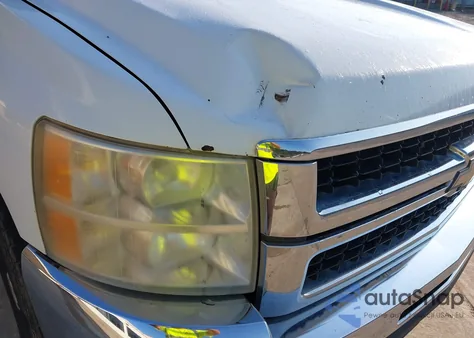 2007 Chevrolet Silverado 2500Hd Work Truck from USA, damaged, VIN 1GCHC23K57F536257